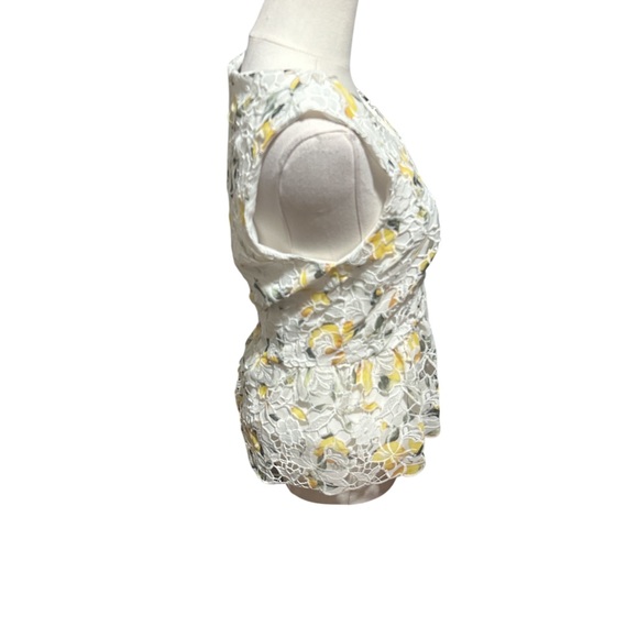 White House Black Market white lemon Lace top sz 6 blouse peplum Mediterranean - Picture 3 of 8